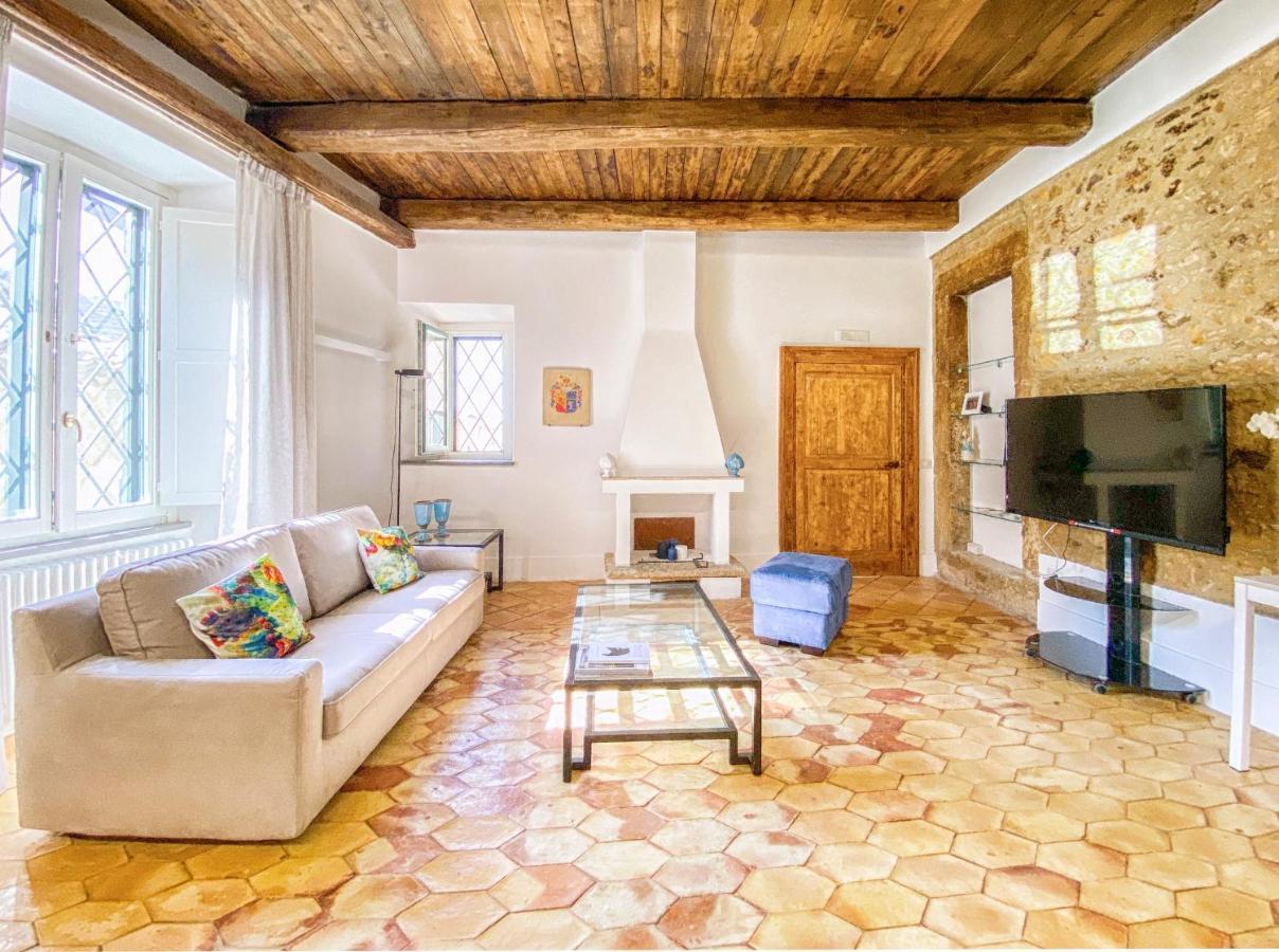 Villa Residenza Ucci Ali Crotone Exterior foto